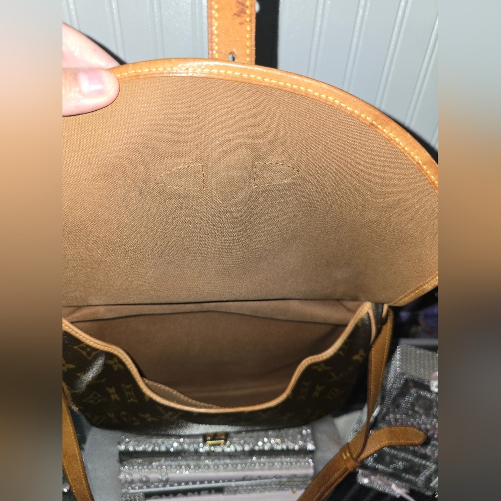 EUC 💯 Authentic Louis Vuitton Saumur 30💓 - Picture 11 of 16